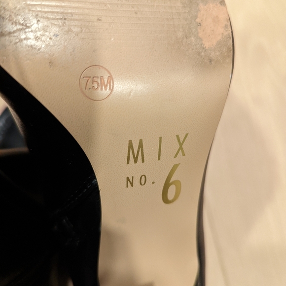 Elegant Black Women's Ankle Boots with Kitten Heels - Picture 3 of 10